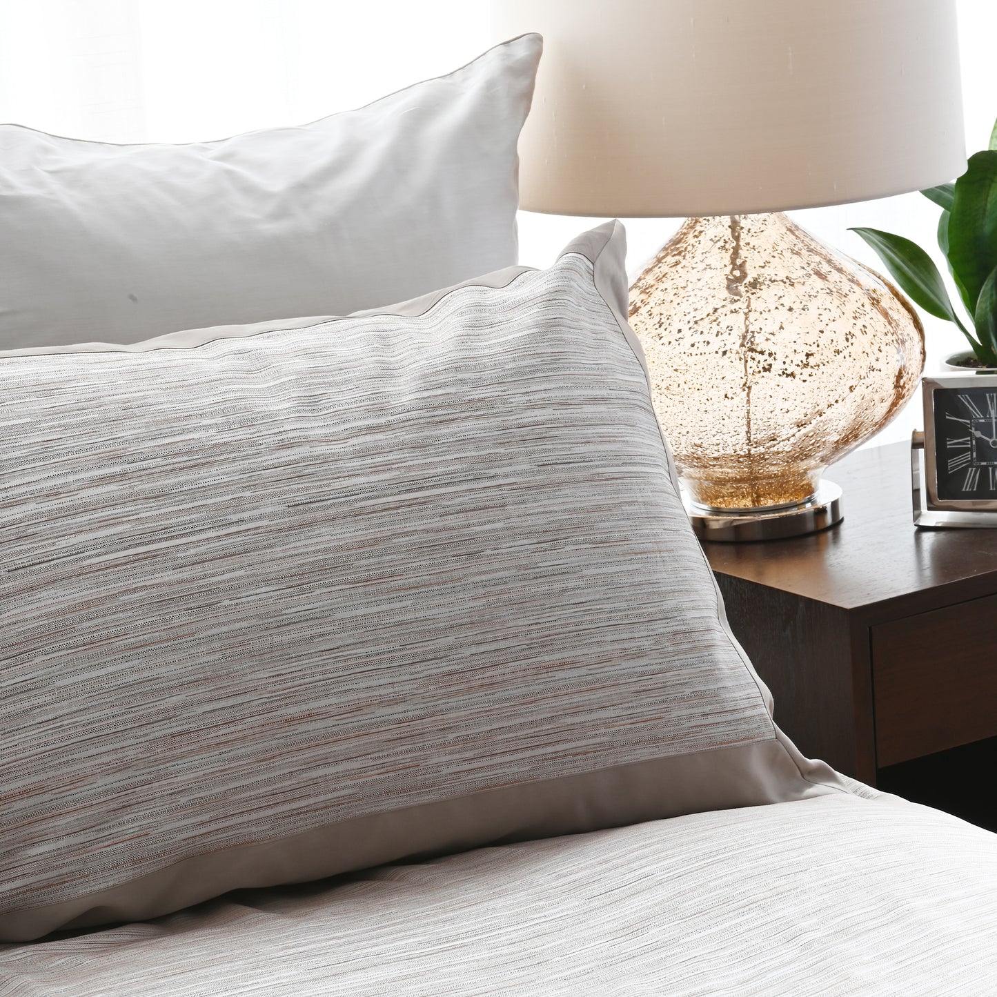 Vista | Duvet Cover | Jacquard - King Sample Sale